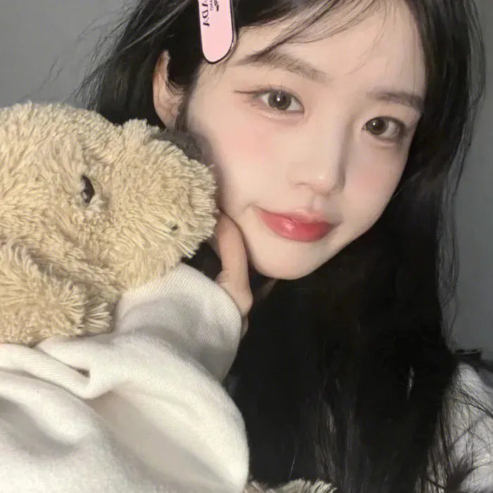 九尾藏不住